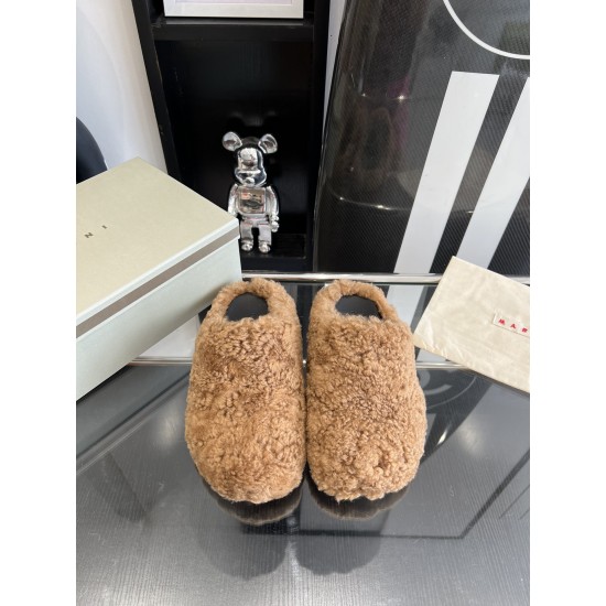 MARNI SLIDES MA011