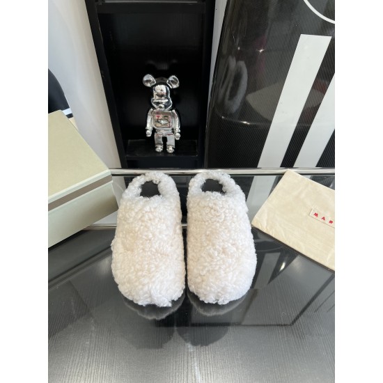 MARNI SLIDES MA009