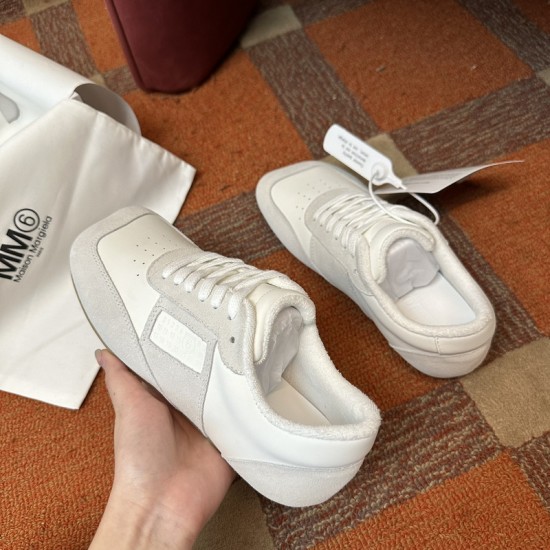 Ma1s0n Marg*e1a Sneakers MM032