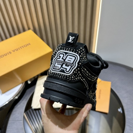 L0uis V*1t*on Sneaker - LL043