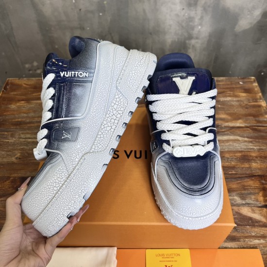 L0uis V*1t*on Sneaker - LL081