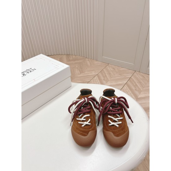 Mcqv*en sneakers - MC056