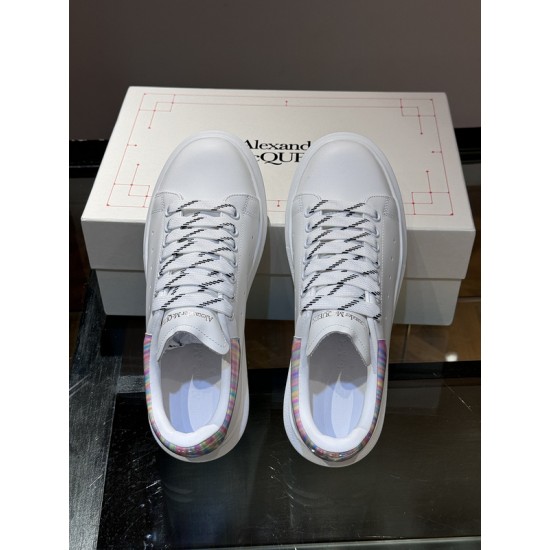 Mcqv*en sneakers - MC036