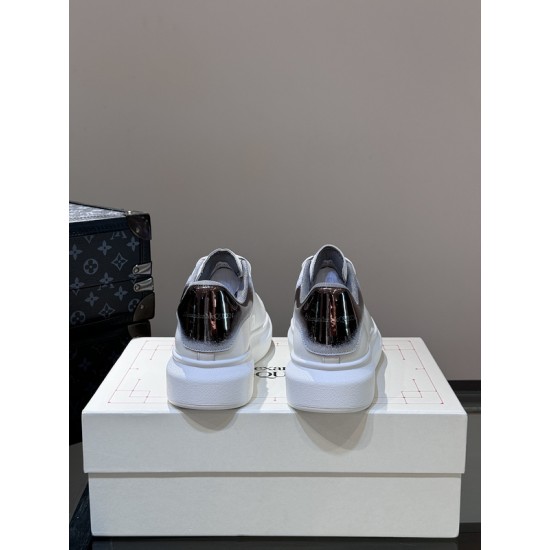 Mcqv*en sneakers - MC031