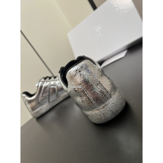 Ma1s0n Marg*e1a Sneakers MM013