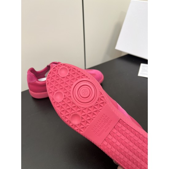 Ma1s0n Marg*e1a Sneakers MM010