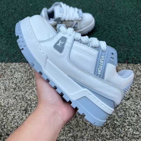 L0uis V*1t*on Sneaker - LL066