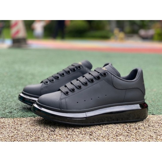 Mcqv*en sneakers - MC029