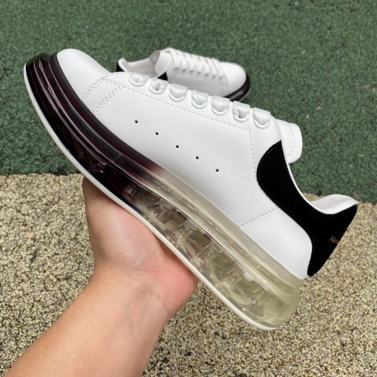 Mcqv*en sneakers - MC026