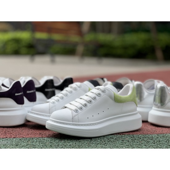 Mcqv*en sneakers - MC024