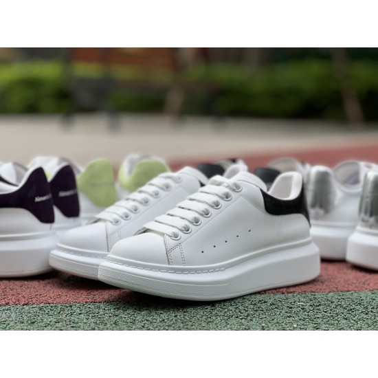 Mcqv*en sneakers - MC023