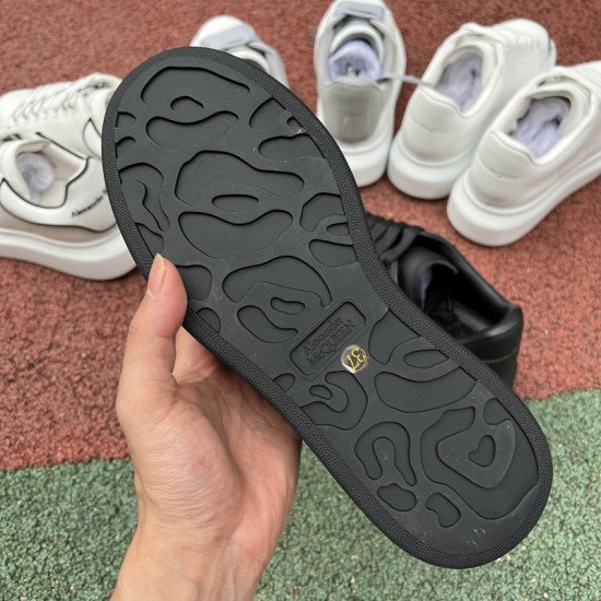 Mcqv*en sneakers - MC020