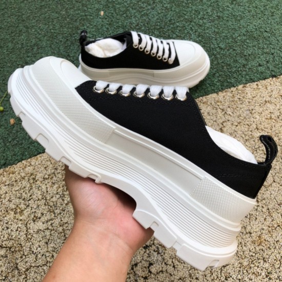 Mcqv*en sneakers - MC018