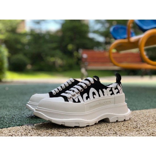 Mcqv*en sneakers - MC018