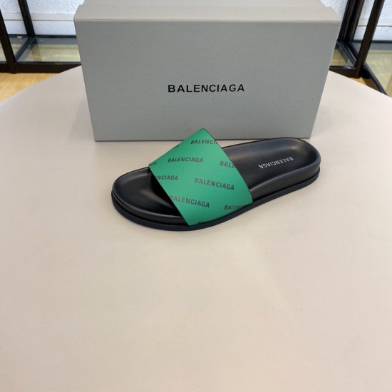 Ba1en*iaga Slippers BBS-009