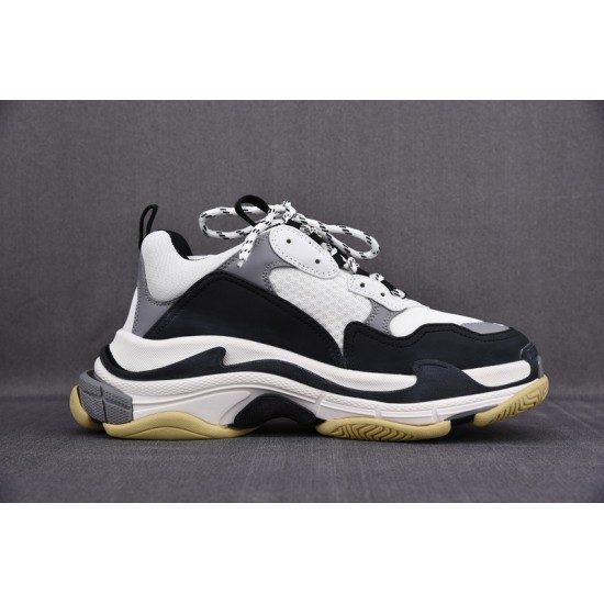 Ba1en*iaga TRIPLE S SNEAKERS