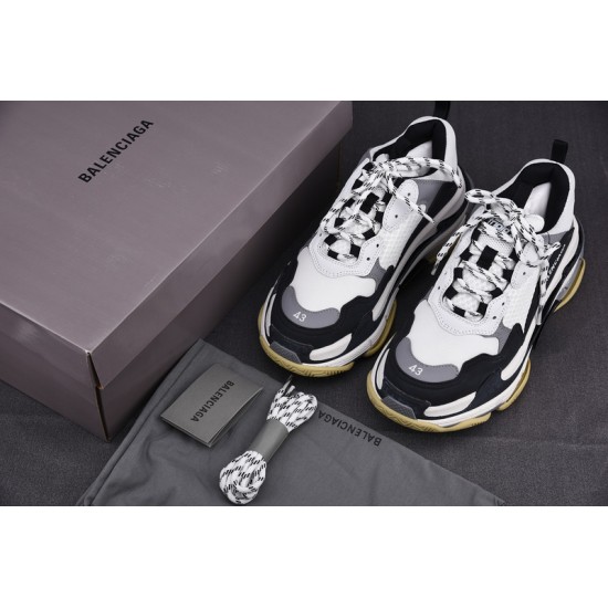 Ba1en*iaga TRIPLE S SNEAKERS